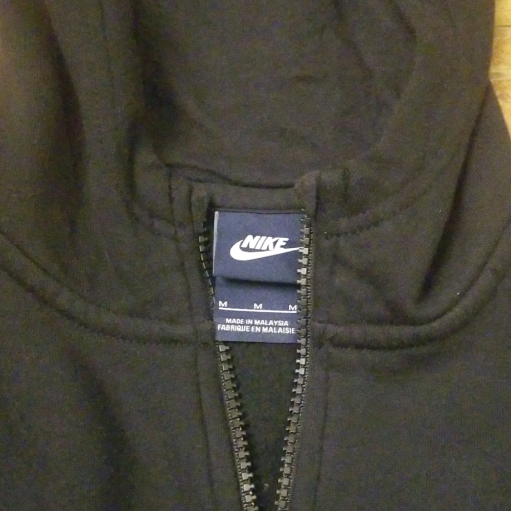 Nike Hoodie - Picture 3 of 4